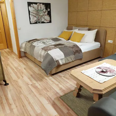 Bed & Breakfast Platzhirsch Zur Alten Wagnerei Gastehaus Saint Wolfgang