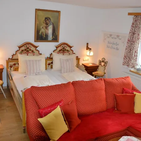 Bed & Breakfast Platzhirsch Zur Alten Wagnerei Gaestehaus Saint Wolfgang