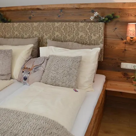 Platzhirsch Zur Alten Wagnerei Gaestehaus Bed & Breakfast Saint Wolfgang
