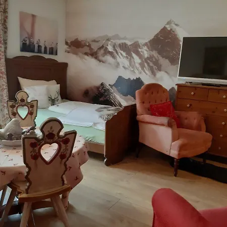 Platzhirsch Zur Alten Wagnerei Gastehaus 3*