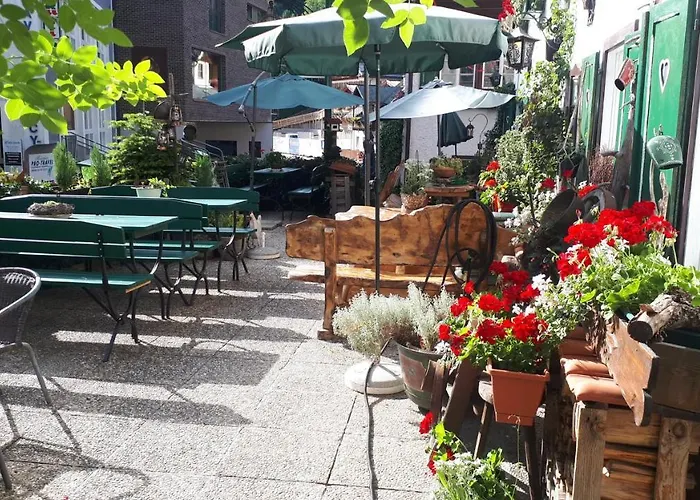 Bed & Breakfast Platzhirsch Zur Alten Wagnerei Gastehaus 3*