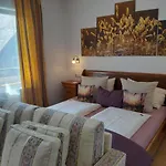플라츠허쉬 주어 알튼 바그너라이 B&B
