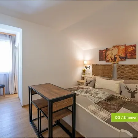 Platzhirsch Zur Alten Wagnerei Gastehaus